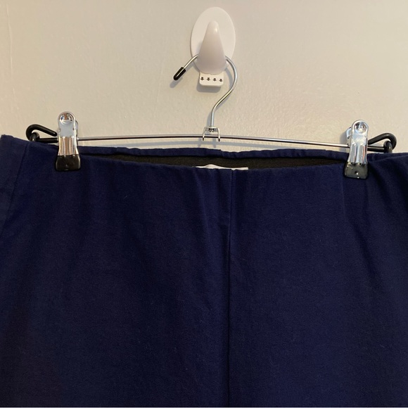 Stretch - Picture 3 of 5